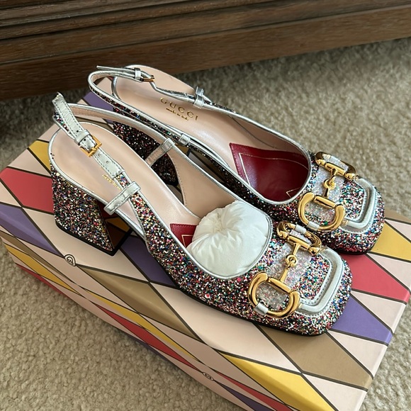 Authentic brand new Gucci sandal - Picture 1 of 7